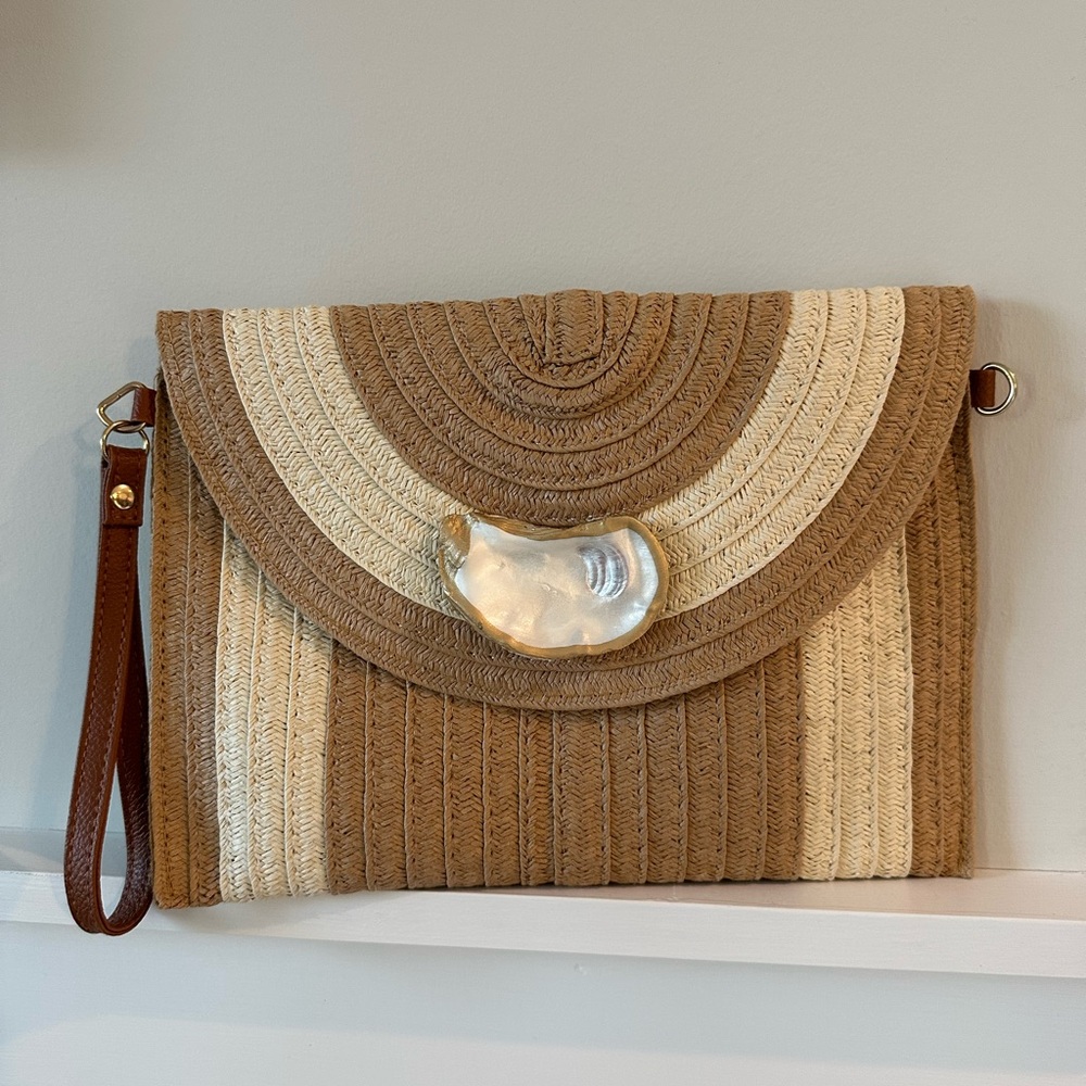 Elegant Tan and Cream Clutch